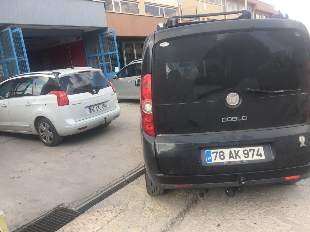 FIAT DOBLO KAMYONET Çeki Demiri kancası takma montajı ve araç proje usta mühendislik ANKARA DA usta mühendislik 05323118894